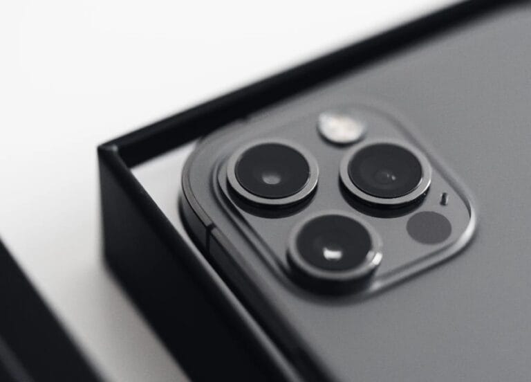 iPhone 11 jämfört med iPhone XR, köp och sälj